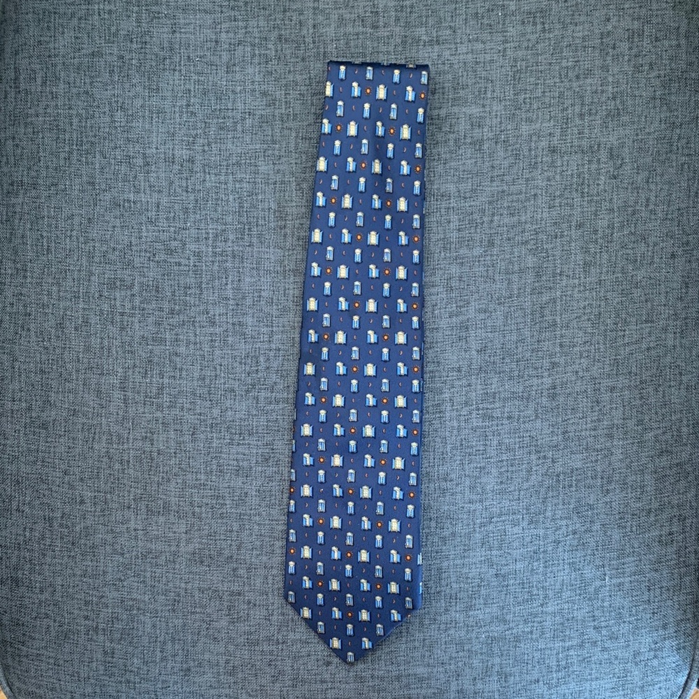 Salvatore Ferragamo Blue and White Silk Tie